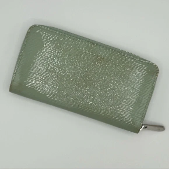 Louis Vuitton Epi Electric Zippy Wallet Amande